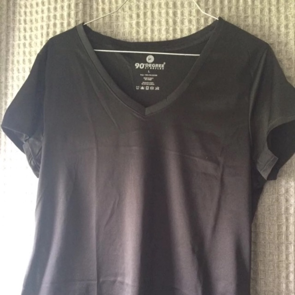 NWOT! Black 90 degree by Reflex athletic top